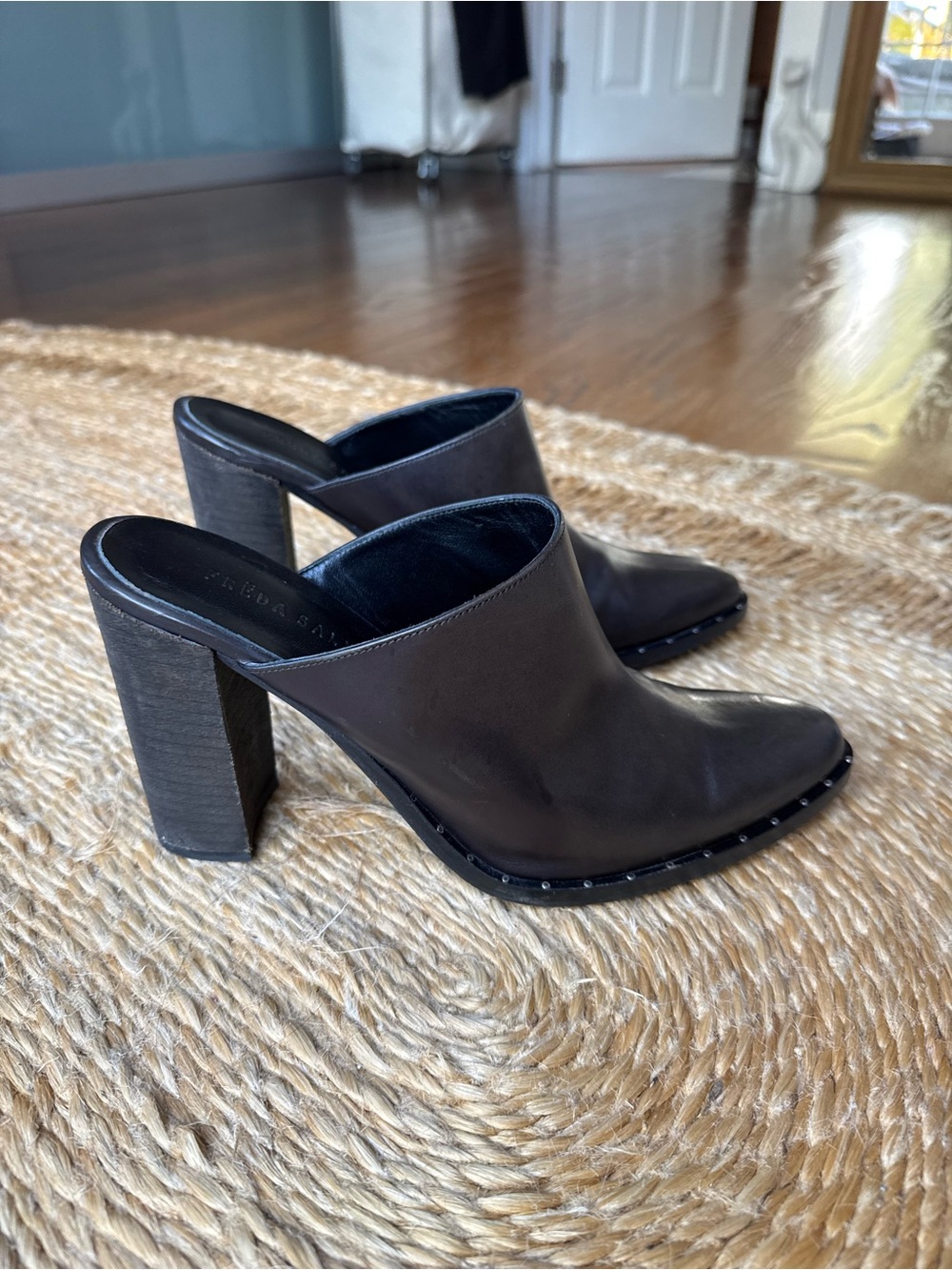 Freda Salvador Black Pointed-Toe Leather Luna Mule Boots Size 10